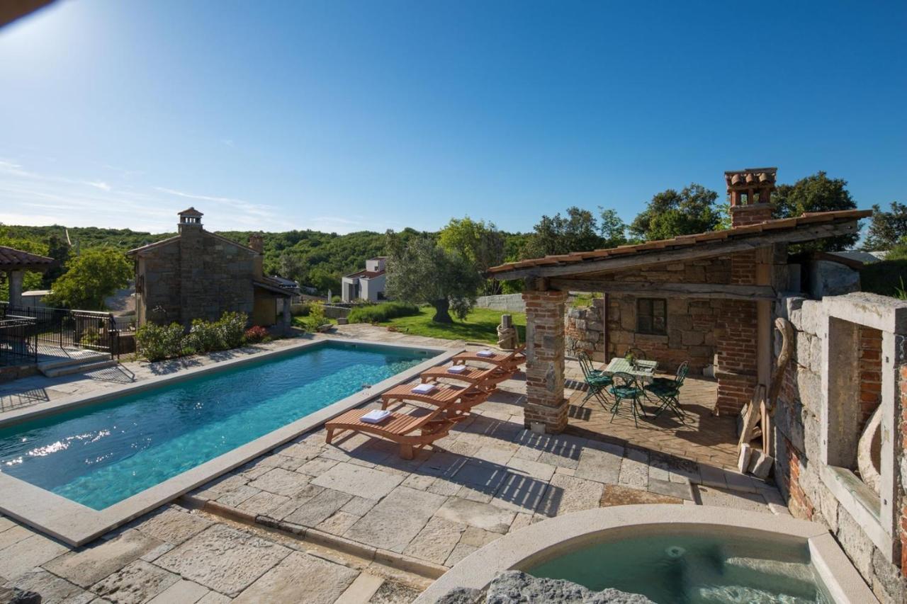 Villa Malini With Pool, Sauna And Fenced Garden Labin  Luaran gambar
